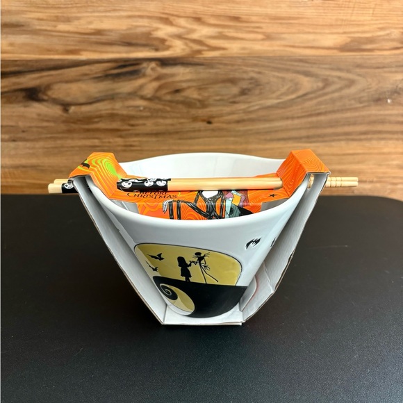 Disney Nightmare Before Christmas Ramen Bowl w/ Chopsticks - Picture 7 of 8